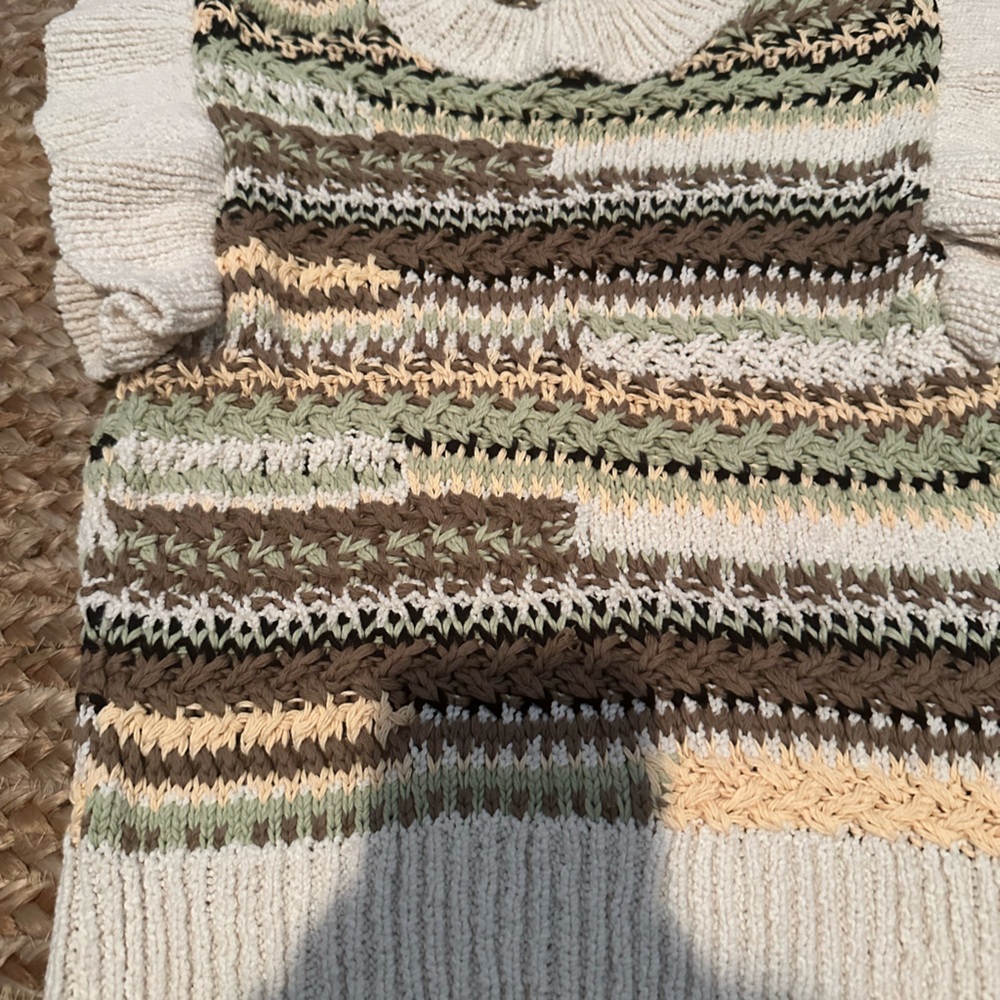 ZARA KNIT RUFFLE SHOULDER TOP - Picture 2 of 6